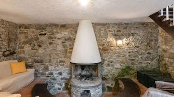 Casa | Área de estar | Lareira