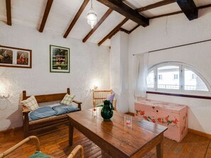 House | Dining
