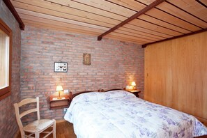 Villa | 3 bedrooms, individually furnished