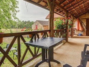 House | Taman