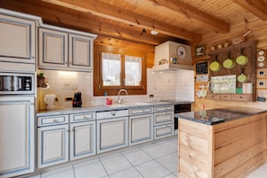 Chalet | Private kitchen | Highchair - Nature Chalet in Abbevillers (Abbévillers)