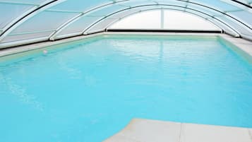 Chalet | Kolam renang | Kolam renang indoor dan kolam renang outdoor