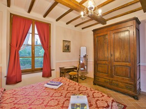 Cottage | 2 bedrooms, individually furnished, iron/ironing board, bed sheets - Rustic Retreat With Pool (Lucignano)