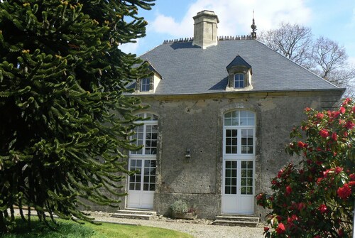 18th-century Normandy Stay