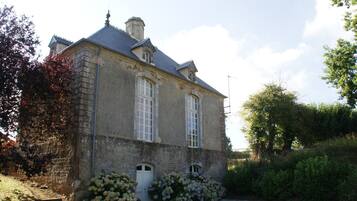 House | Exterior