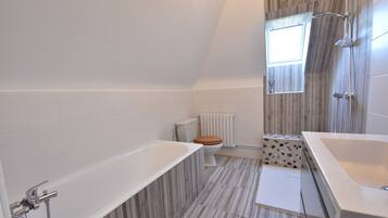 House | Bathroom