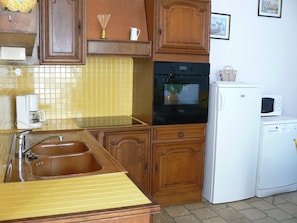 House | Private kitchen - 18th-century Normandy Stay (Valognes)