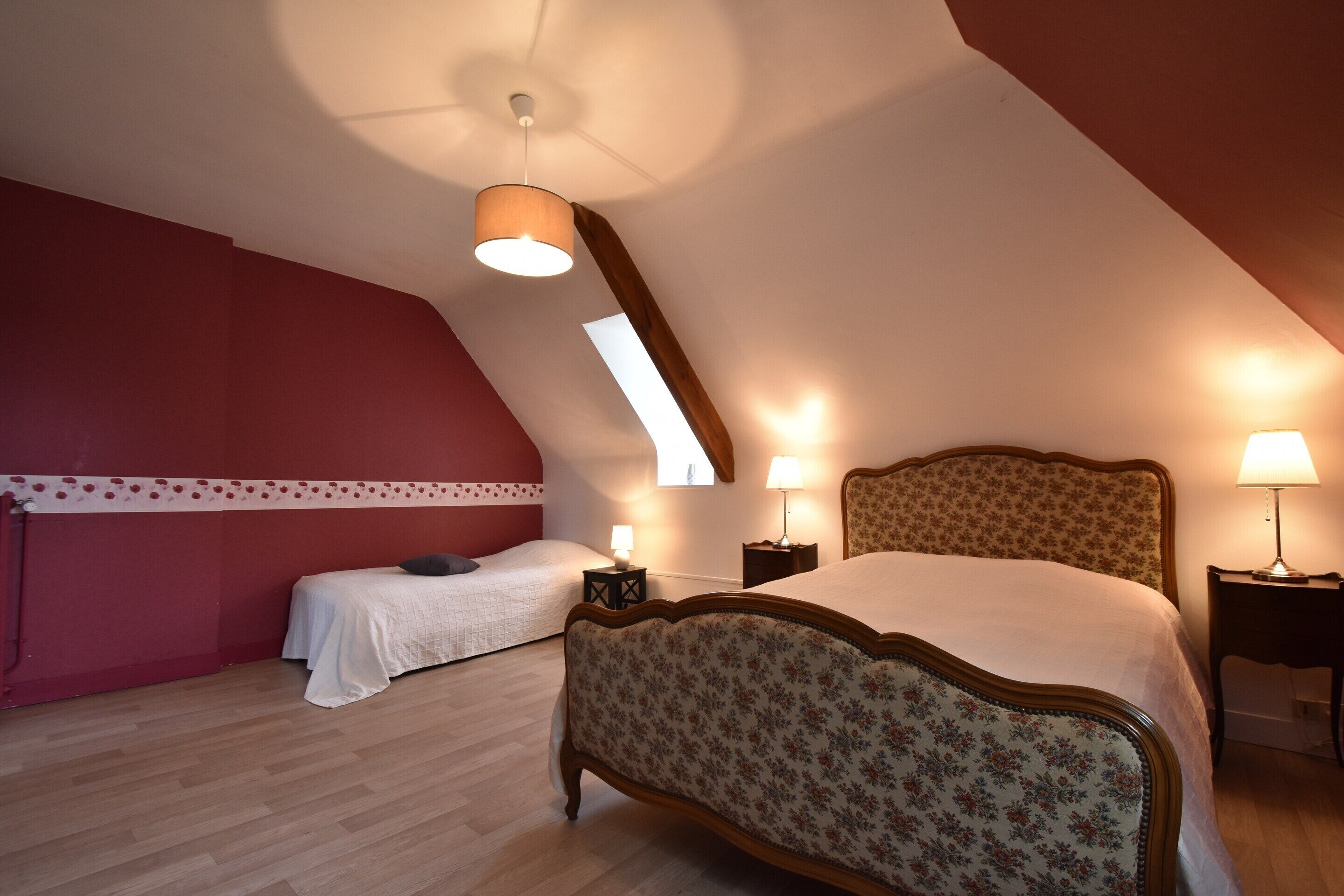 House | 2 bedrooms, individually furnished