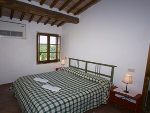 Ferienhaus | 2 Schlafzimmer, individuell eingerichtet, Bettwäsche