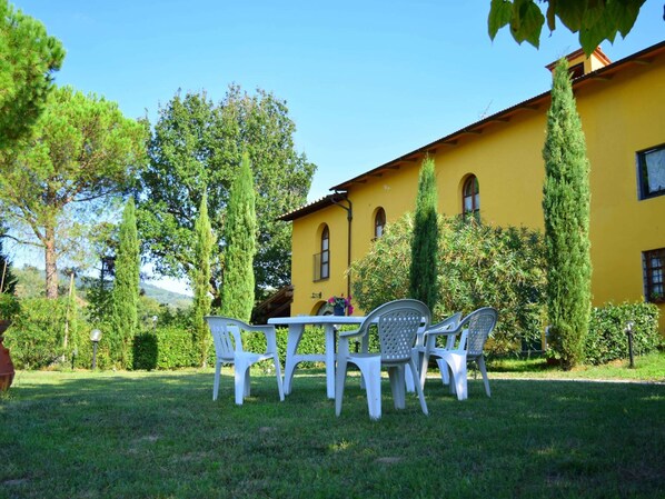 House | Dining