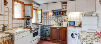 Cozy Detached House, Wide Garden, Wifi