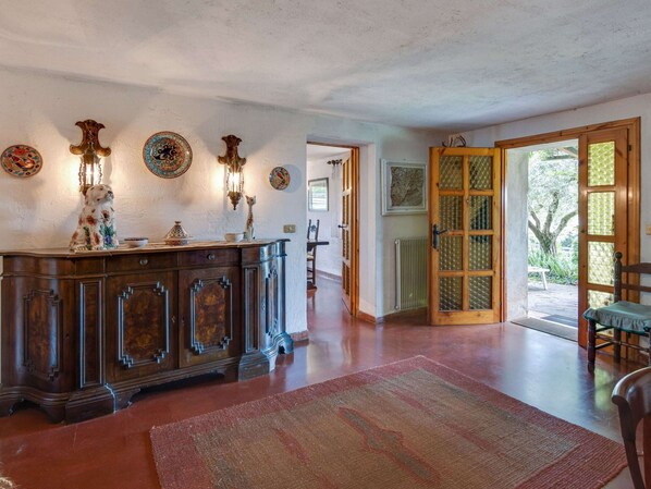 Reception - Cozy Detached House, Wide Garden, Wifi (Paderno del Grappa)