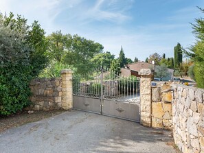 Reception - South French Air-conditioned Villa With Heated Pool and Panoramic Views (Montauroux)