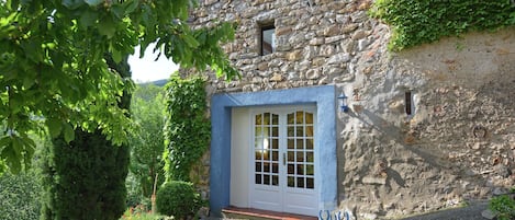 Villa | Exterior detail