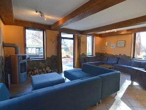 House | Living room