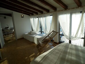Apartment | 2 bedrooms, individually furnished, bed sheets - Apartment in Vello by Lake Iseo Beach (Marone)