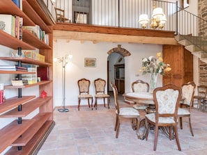Apartment | Dining - Relaxing Tuscan Home With Wifi (Casola in Lunigiana)