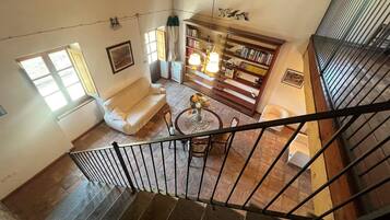 Apartment | Living room