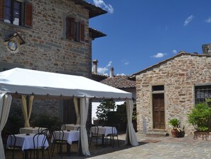 Apartment | Dining - Tuscan Stay in Wine Country (Greve in Chianti)