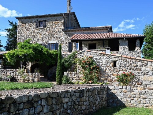 Restful Villa in Largentière With Swimming Pool
