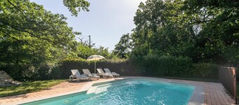 Stone House St Denis With Pool & Views