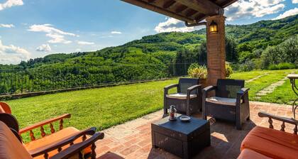 Holiday Home in Tuscany Near Ski Bus