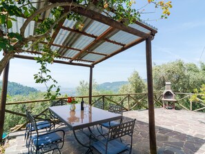 House | Dining - Belvilla by OYO Casa Sole (Pescia)