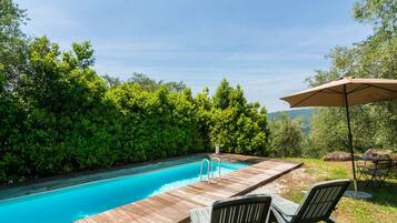 Rumah | Kolam renang | Kolam renang indoor dan kolam renang outdoor