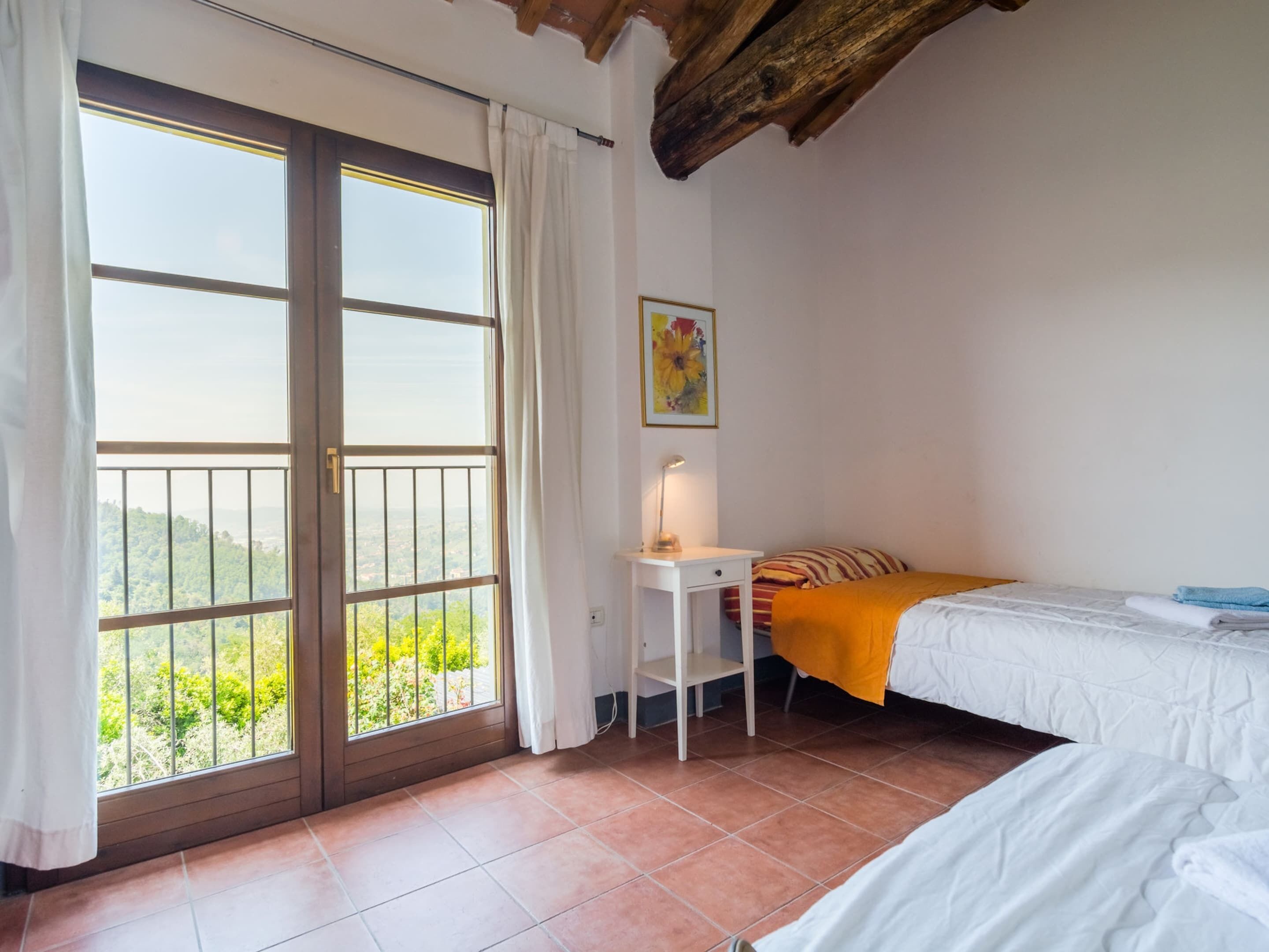 House | 2 bedrooms, individually furnished