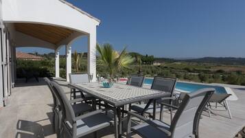 Villa | Balcony