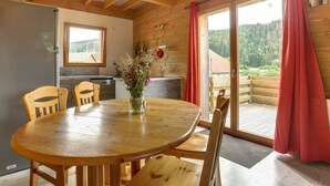 Unclassified image, 4 of 46, button - Brand-new Wooden Chalet Offering Vast Views, 800m From Gérardmer and Close to the Pistes (Gerardmer)