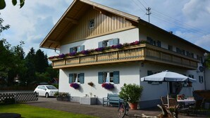 Apartment | Exterior - Apartment in the Pfaffenwinkel District (Prem)