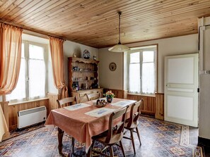 Dining - Traditional House,fishing,walking,30km From Vesoul (Vanne)