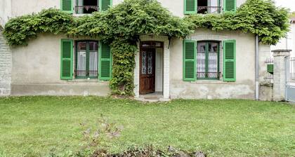 Traditional House,fishing,walking,30km From Vesoul