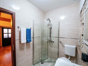 House | Bathroom