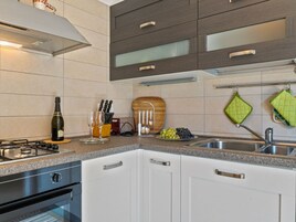 House | Private kitchen