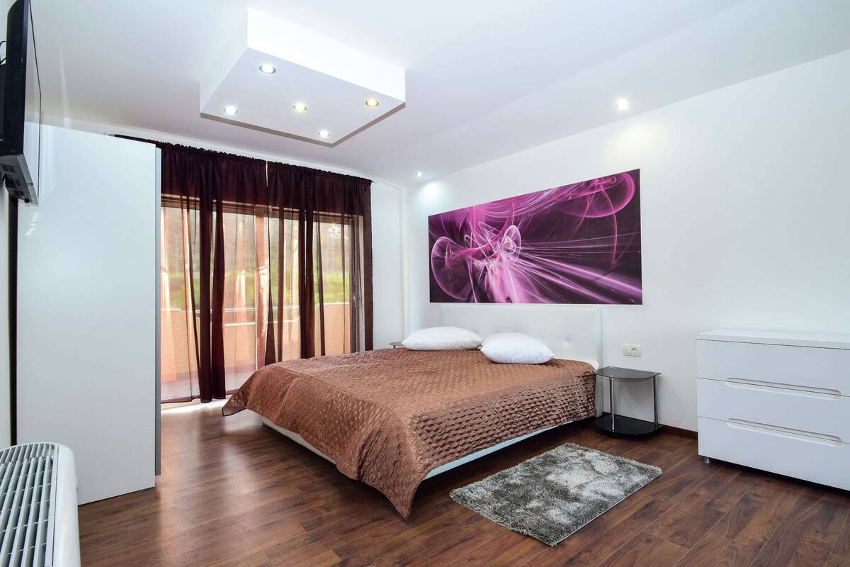 Villa | 5 bedrooms, bed sheets