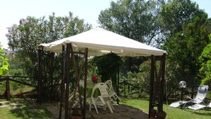 House | Balcony - Well Kept Property With Garden With Lovely Panorama (Poggio a Caiano)