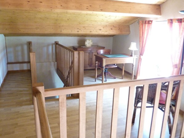 Room - Cozy Family Home in Saint-pons (Saint-Pons)