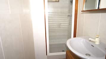 House | Bathroom