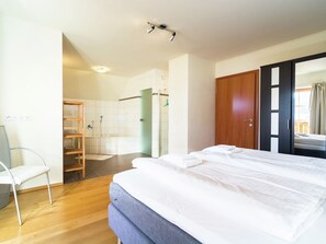 Chalet | 4 Schlafzimmer, individuell eingerichtet, Bettwäsche