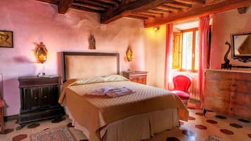 House | 4 bedrooms, individually furnished, bed sheets