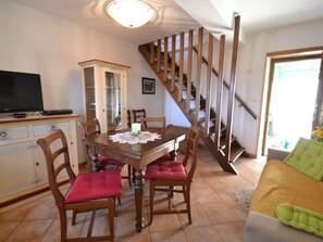 House | Dining