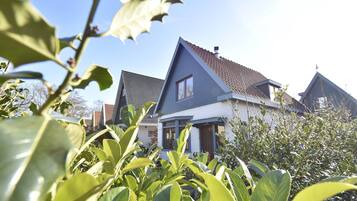 House | Bahagian luar