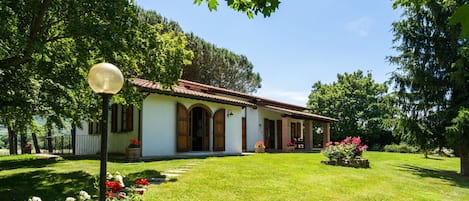 House | Exterior