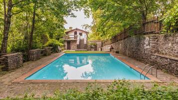 Rumah | Kolam renang | Kolam renang outdoor