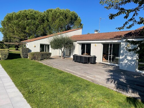Modern Villa With Pool in Brives