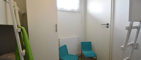 House | 2 bedrooms, individually furnished