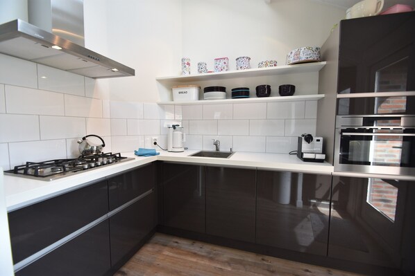 House | Private kitchen | Highchair