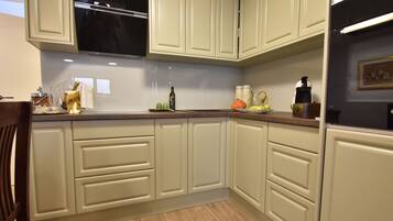 Apartment | Private kitchen